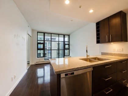 Photo 8 at 1401 - 1708 Columbia Street, False Creek, Vancouver West