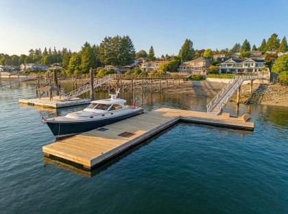 Photo 2 at 588 Lowry Lane, Dollarton, North Vancouver