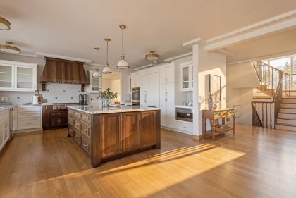 Photo 10 at 588 Lowry Lane, Dollarton, North Vancouver