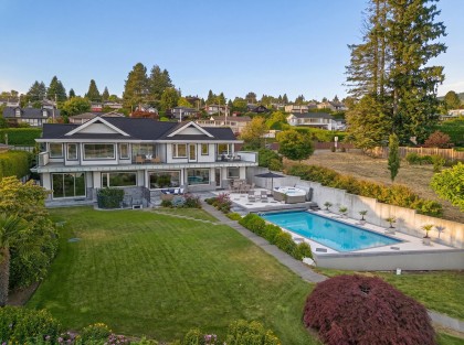 Photo 4 at 588 Lowry Lane, Dollarton, North Vancouver