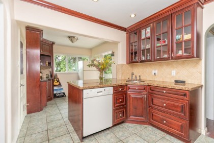 Photo 7 at 341 W 24th Street, Central Lonsdale, North Vancouver