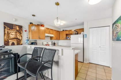 Photo 10 at 208 - 333 E 1st Street, Lower Lonsdale, North Vancouver
