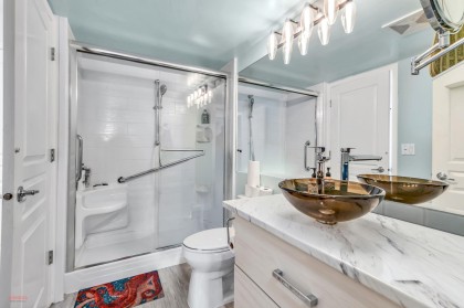 Photo 11 at 208 - 333 E 1st Street, Lower Lonsdale, North Vancouver