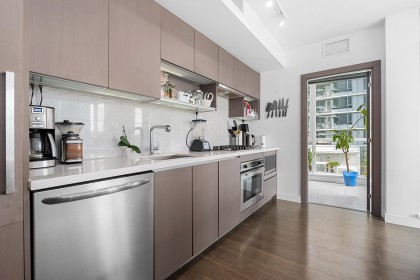 Photo 6 at 608 - 68 Smithe Street, Downtown VW, Vancouver West