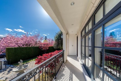Photo 4 at 3587 W 38th Avenue, Dunbar, Vancouver West