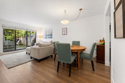 Photo 5 at 104 - 2475 York Avenue, Kitsilano, Vancouver West