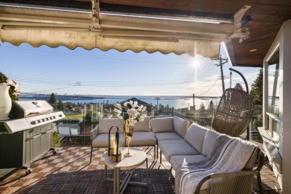 Photo 13 at 2198 Rosebery Avenue, Queens, West Vancouver