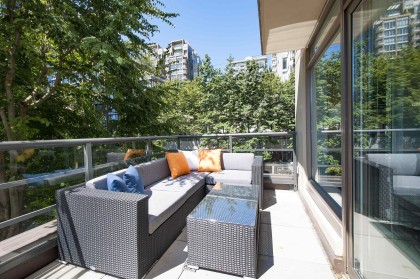 Photo 3 at 307 - 1001 Homer Street, Yaletown, Vancouver West