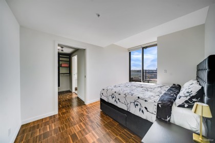Photo 11 at 3305 - 33 Smithe Street, Yaletown, Vancouver West