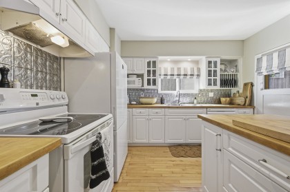 Photo 8 at 2029 Philip Avenue, Pemberton Heights, North Vancouver