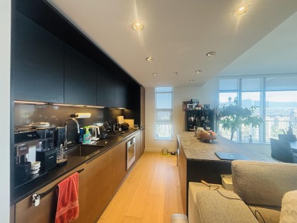 Photo 12 at 3502 - 1289 Hornby Street, Downtown VW, Vancouver West