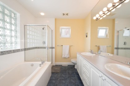 Photo 23 at 1168 Esquimalt Avenue, Ambleside, West Vancouver
