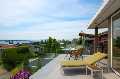 Photo 7 at 1168 Esquimalt Avenue, Ambleside, West Vancouver