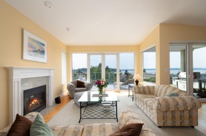 Photo 5 at 1168 Esquimalt Avenue, Ambleside, West Vancouver