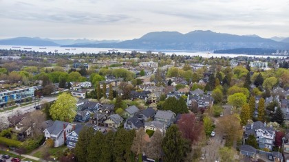 Photo 10 at 2012 W 15th Avenue, Kitsilano, Vancouver West