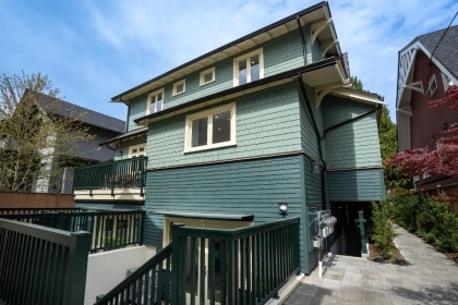 Photo 4 at 2012 W 15th Avenue, Kitsilano, Vancouver West