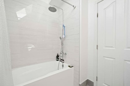 Photo 12 at D - 136 W 4th Street, Lower Lonsdale, North Vancouver