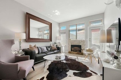 Photo 1 at D - 136 W 4th Street, Lower Lonsdale, North Vancouver
