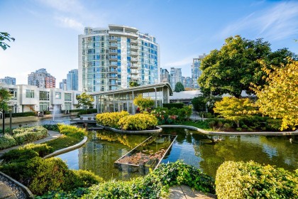 Photo 1 at 906 - 189 Davie Street, Yaletown, Vancouver West