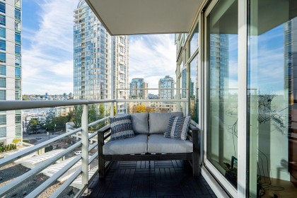 Photo 15 at 906 - 189 Davie Street, Yaletown, Vancouver West
