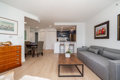 Photo 4 at 906 - 189 Davie Street, Yaletown, Vancouver West