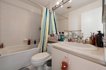 Photo 17 at 1301 - 2628 Ash Street, Fairview VW, Vancouver West