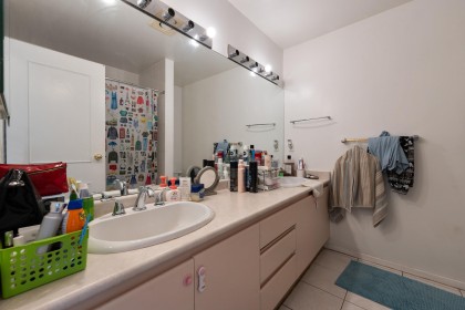 Photo 15 at 1301 - 2628 Ash Street, Fairview VW, Vancouver West