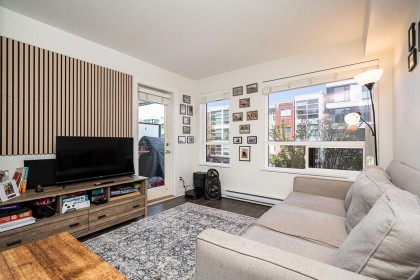 Photo 7 at 212 - 2858 W 4th Avenue, Kitsilano, Vancouver West