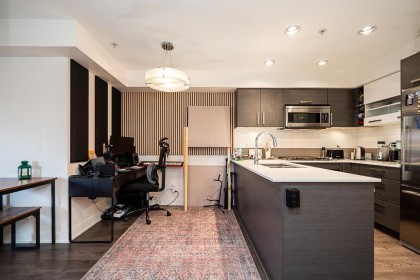 Photo 5 at 212 - 2858 W 4th Avenue, Kitsilano, Vancouver West