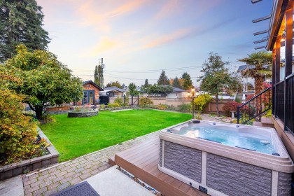 Photo 7 at 402 E 13th Street, Central Lonsdale, North Vancouver