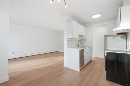 Photo 9 at 407 - 145 St. Georges Avenue, Lower Lonsdale, North Vancouver