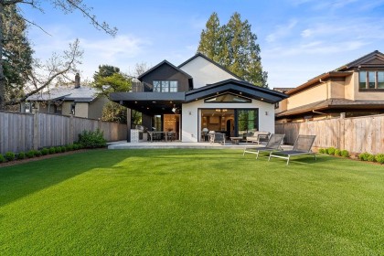 Photo 2 at 2392 Lawson Avenue, Dundarave, West Vancouver