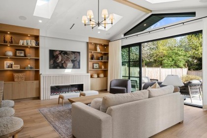 Photo 12 at 2392 Lawson Avenue, Dundarave, West Vancouver