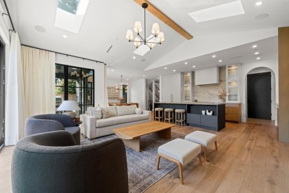 Photo 18 at 2392 Lawson Avenue, Dundarave, West Vancouver