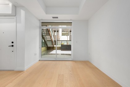 Photo 4 at 122 - 650 E 2nd Street, Lower Lonsdale, North Vancouver