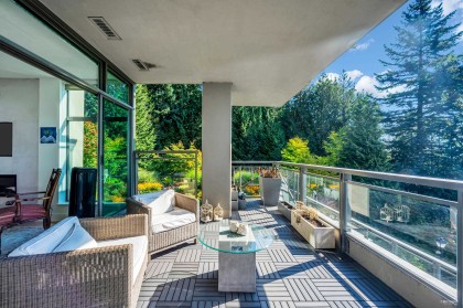 Photo 18 at 401 - 3315 Cypress Place, Cypress Park Estates, West Vancouver