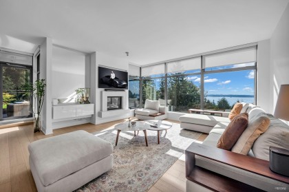Photo 4 at 401 - 3315 Cypress Place, Cypress Park Estates, West Vancouver