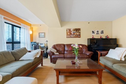 Photo 3 at 404 - 238 Alvin Narod Mews, Yaletown, Vancouver West