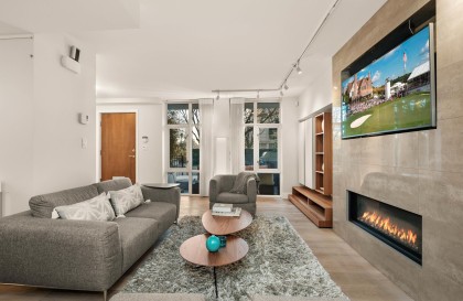 Photo 6 at 595 Beach Crescent, Yaletown, Vancouver West