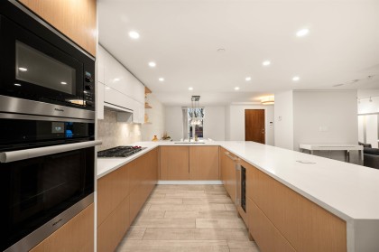Photo 16 at 595 Beach Crescent, Yaletown, Vancouver West