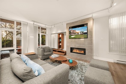 Photo 7 at 595 Beach Crescent, Yaletown, Vancouver West