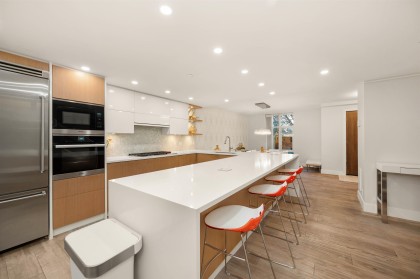 Photo 15 at 595 Beach Crescent, Yaletown, Vancouver West