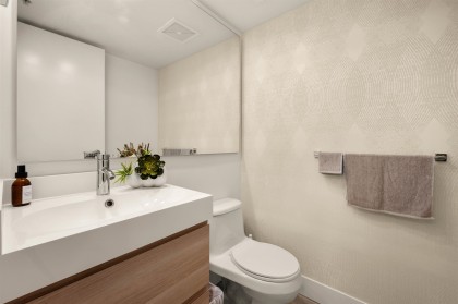 Photo 19 at 595 Beach Crescent, Yaletown, Vancouver West