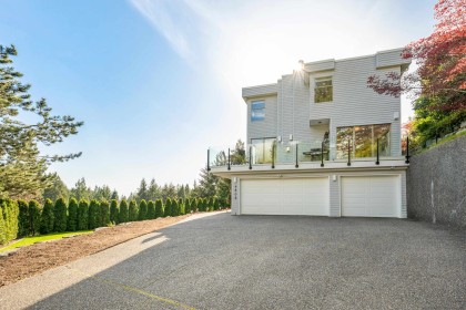 Photo 4 at 4809 Northwood Place, Cypress Park Estates, West Vancouver