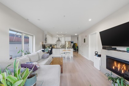 Photo 8 at 204 - 1273 Marine Drive, Norgate, North Vancouver