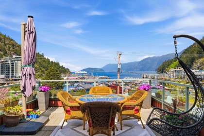Photo 1 at PH 1 - 6688 Royal Avenue, Horseshoe Bay WV, West Vancouver