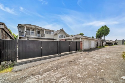 Photo 20 at 669 W 71st Avenue, Marpole, Vancouver West