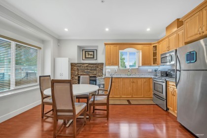 Photo 8 at 669 W 71st Avenue, Marpole, Vancouver West