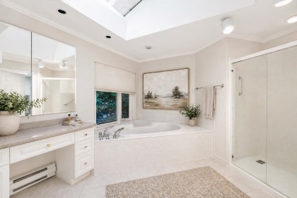 Photo 13 at 4110 Burkeridge Place, Bayridge, West Vancouver