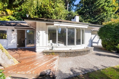 Photo 16 at 4110 Burkeridge Place, Bayridge, West Vancouver